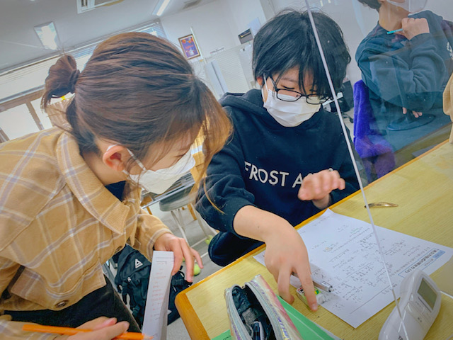 学習に取り組む様子